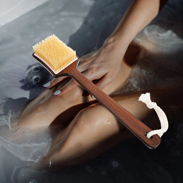 Bath Brush Wooden Handle Shower Brush Shower Exfoliating Bristle Scrubber For